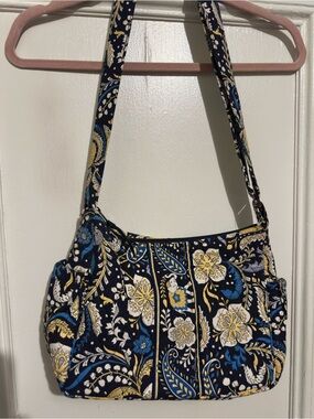 Like New Vera Bradley Quilted Floral Crossbody Bag in Navy, Blue & Yellow.